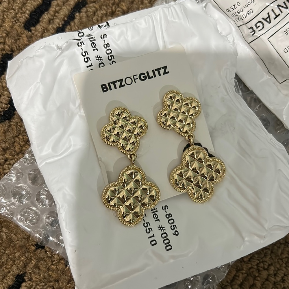 Bitz of glitz earrings
